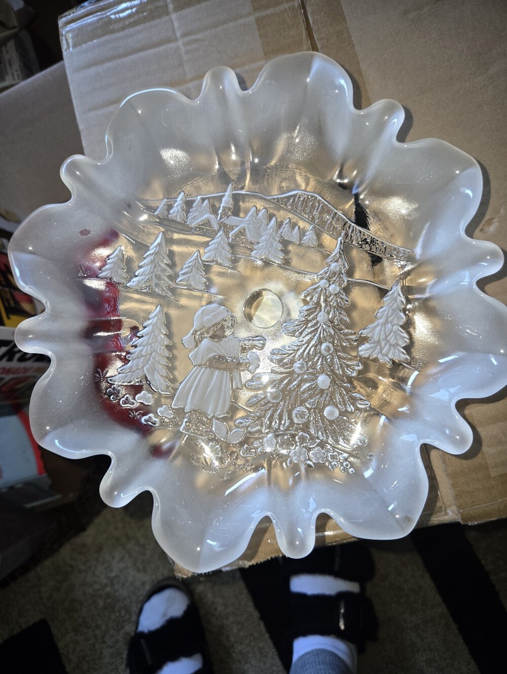 Mikasa Frosted Ruffled Glass Holiday Centerpiece Bowl